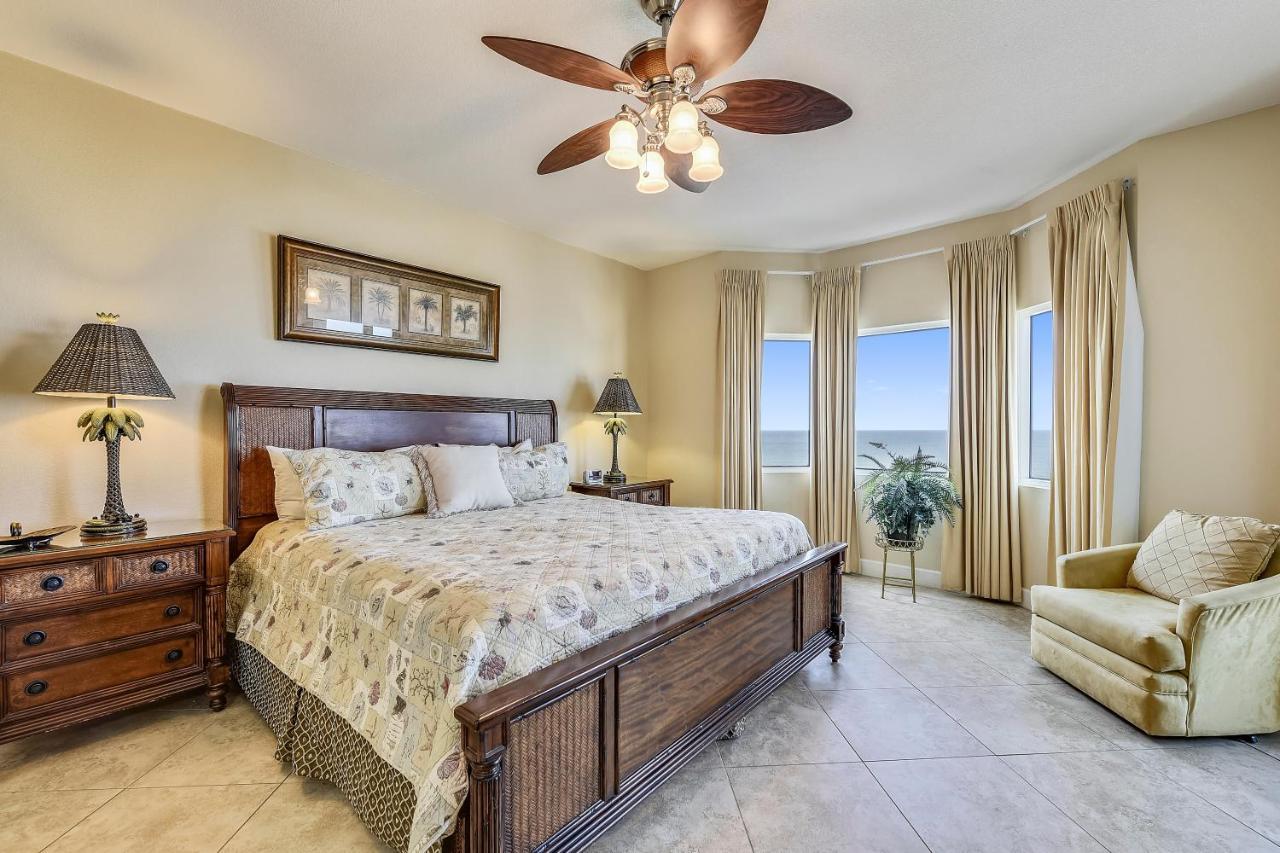 Tidewater #508 By Book That Holiday home *